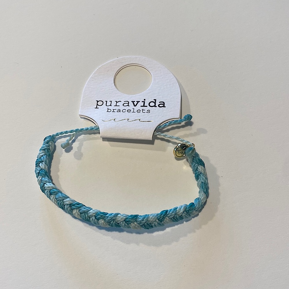 Pura Vida braided bracelet